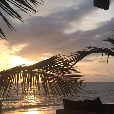 Residence Hoteliere Du Phare Libreville Buitenkant foto