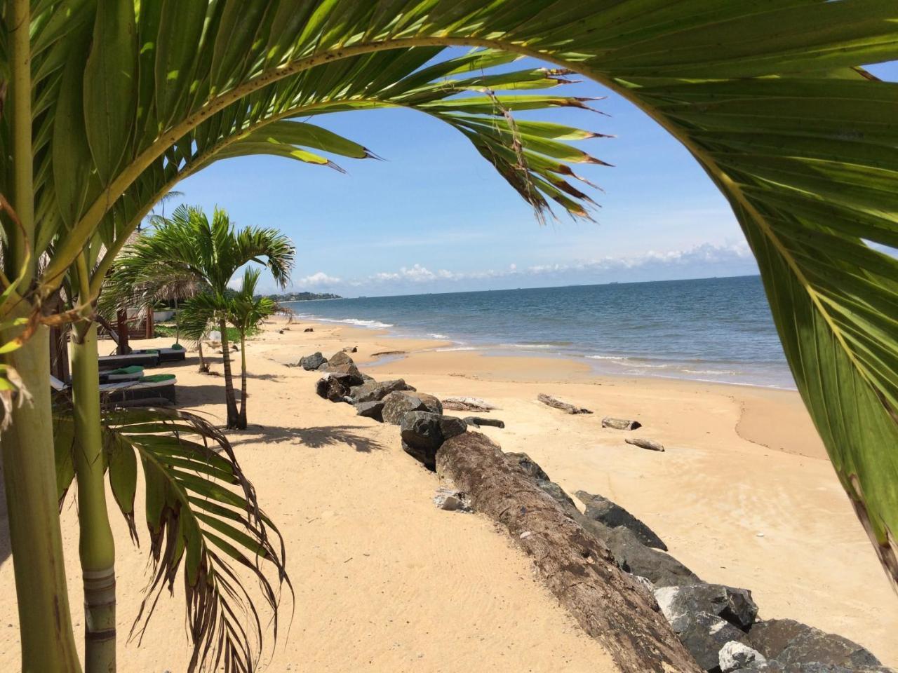 Residence Hoteliere Du Phare Libreville Buitenkant foto
