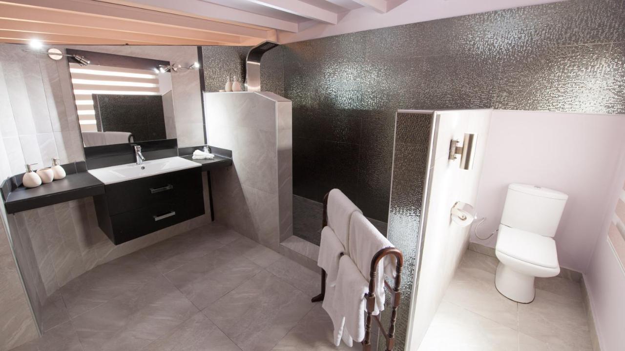 Residence Hoteliere Du Phare Libreville Buitenkant foto