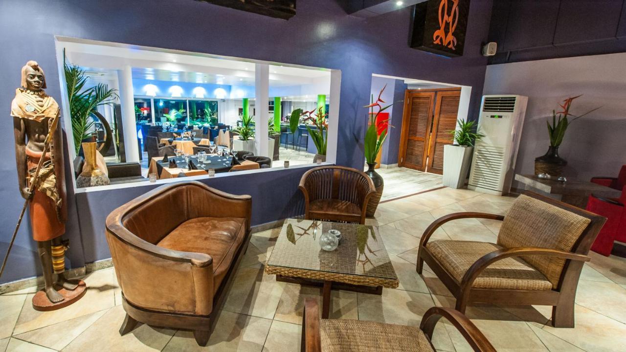 Residence Hoteliere Du Phare Libreville Buitenkant foto