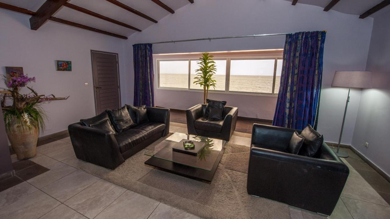Residence Hoteliere Du Phare Libreville Buitenkant foto