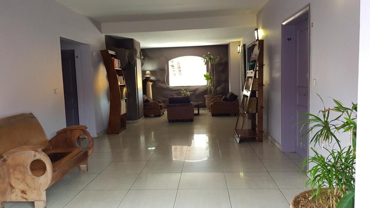 Residence Hoteliere Du Phare Libreville Buitenkant foto